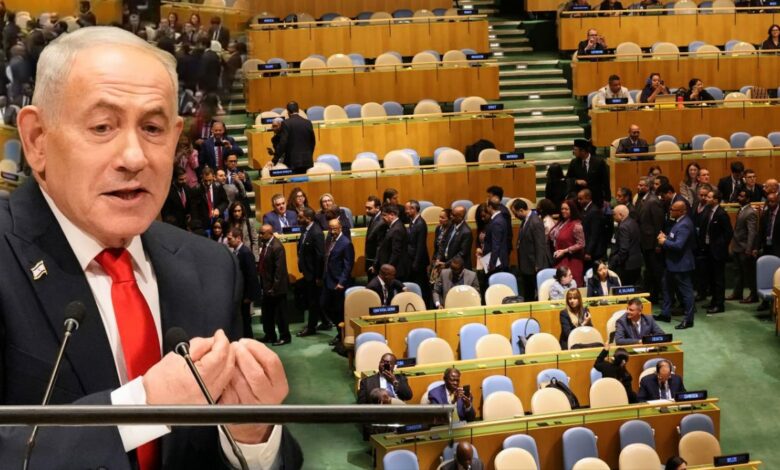 وفود بينها تركيا تنسحب من خطاب نتنياهو.. ويكمل كلمته أمام قاعة شبه خالية