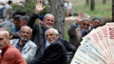 رغم قفزة الوقود.. تضخم تركيا قد ينخفض دون 30% وزيادة المتقاعدين تقترب من 5.7%