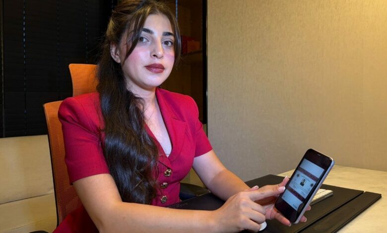 شبكة تنتحل صفة محامية تركية وتحتال على مواطنين عبر رخصة مزيفة