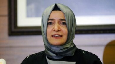 نائبة رئيس حزب العدالة والتنمية التركي تستقيل لإتاحة تحقيق مستقل.. ماذا طلبت من أردوغان؟