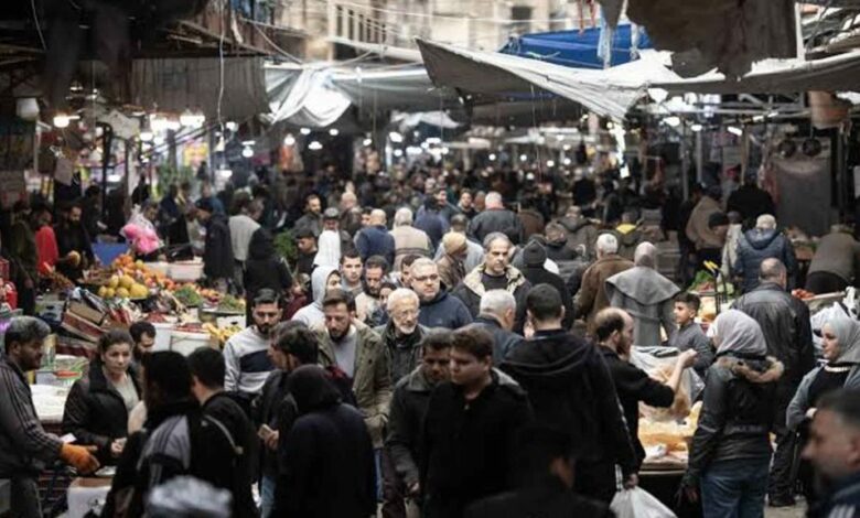أسرة سورية من 5 أفراد تحتاج 7.9 ملايين ليرة للعيش بلا رفاهية.. والراتب يكفي 4 أيام