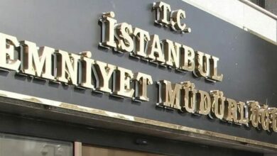 هاربان يسلّمان مسدسًا لطفلين في بايرام باشا.. وشرطة إسطنبول تنفي وقوعه داخل مدرسة