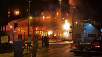 حريق يلتهم متجر أثاث في مرسين التركية.. والسبب ما زال مجهولًا