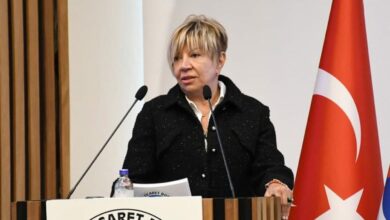أول امرأة ترأس بورصة تجارية في تركيا تودّع منصبها بعد 17 عامًا.. وتكشف إرثها الأكبر