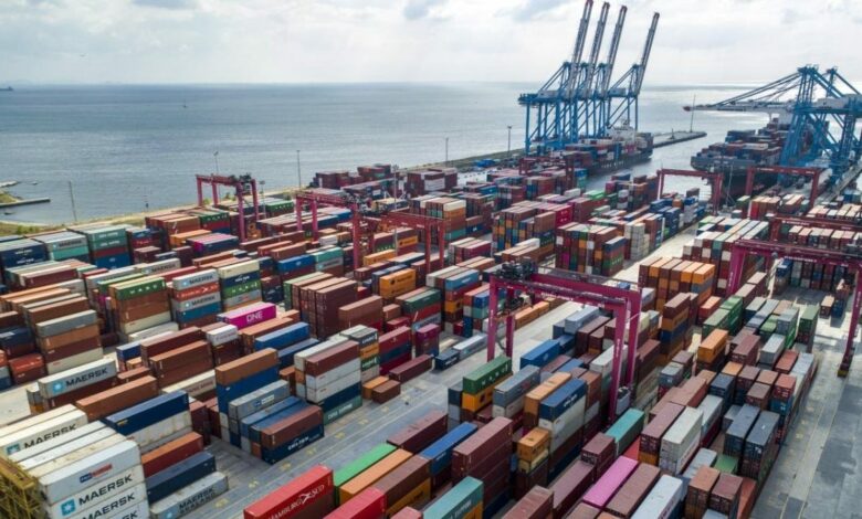 الواردات التركية تنمو أسرع من الصادرات.. العجز التجاري يقفز 22.3% في أغسطس
