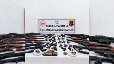 عاجل | مداهمة 28 عنوانًا في ولاية آغري التركية تضبط 41 سلاحًا وتكشف حركة مالية بـ7 ملايين ليرة