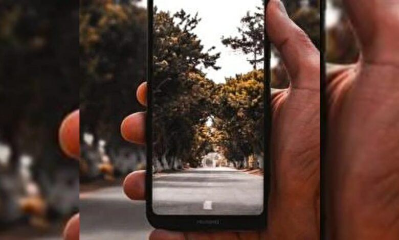 التصوير المتواصل بالهاتف... كيف يخدع الدماغ ويمحو التفاصيل؟