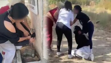 توقيف 3 طالبات في دنيزلي التركية بعد ضرب طالبة وتصوير تبليلها والاعتداء عليها مجددًا