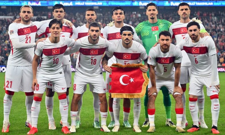 قبل مواجهة بلجيكا.. تركيا تضم لاعبين من منتخب تحت 21 عامًا وتفتقد جان أوزون في التدريب