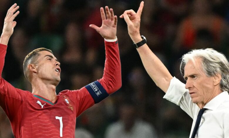 مغادرة رونالدو معسكر البرتغال تنقل القميص رقم 7 إلى رافائيل لياو.. والسبب في لائحة البطولة