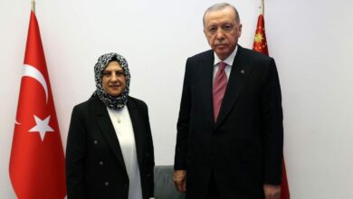 هوليا ترزيوغلو تتولى ملف السياسات الاجتماعية في حزب العدالة والتنمية التركي بعد طلب إعفاء سلفتها