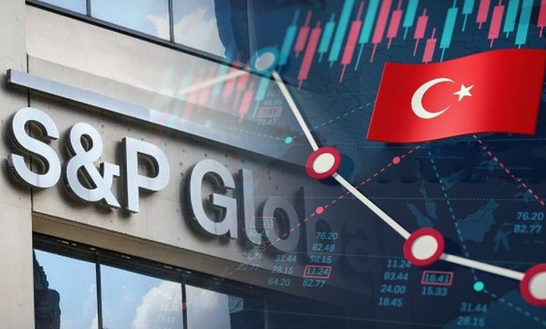 545 مليار ليرة دخلت البنوك التركية خلال 15 يومًا.. لماذا لا تتوقع «إس آند بي» خفض التصنيف؟