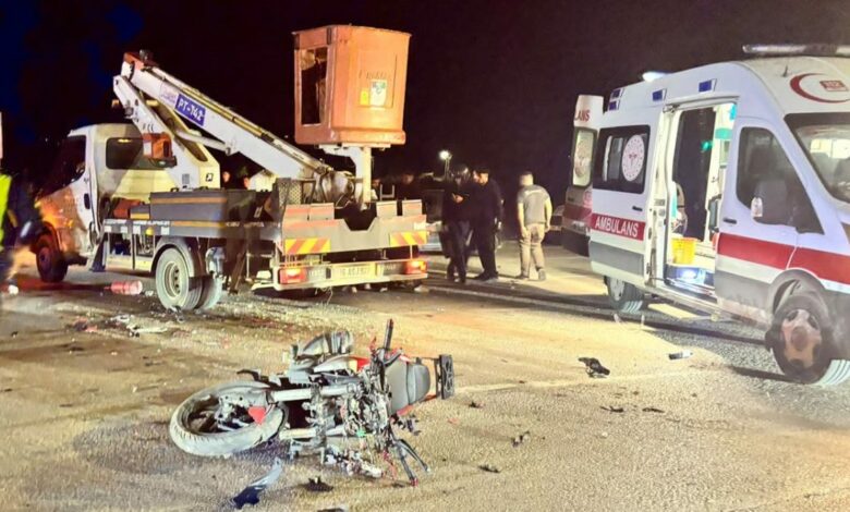 حادث في إينغول التركية يودي بحياة سائق دراجة نارية وإصابة مرافقه بجروح خطيرة
