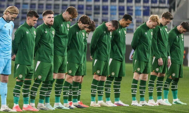 لا مصافحة ولا رفع للرؤوس.. منتخب إيرلندا يكرر احتجاجه أمام إسرائيل في صربيا