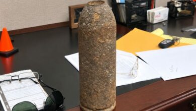 بعد أكثر من 160 عاماً، اكتشاف قذيفة مدفع غير منفجرة كانت معروضة على طاولة منزلية في تكساس