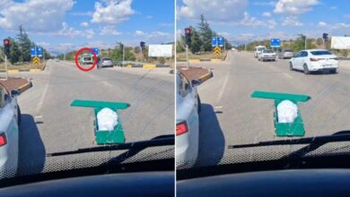 سقوط تابوت من مركبة نقل الموتى في إسبارطة التركية.. والسبب عطل في التثبيت