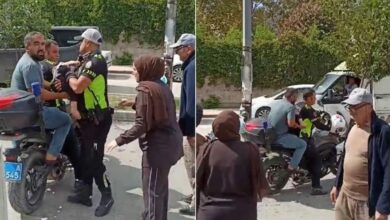 شرطي في هاتاي ينقل رضيعًا فاقد الوعي ووالده بدراجته النارية.. ووزير الداخلية يشكره