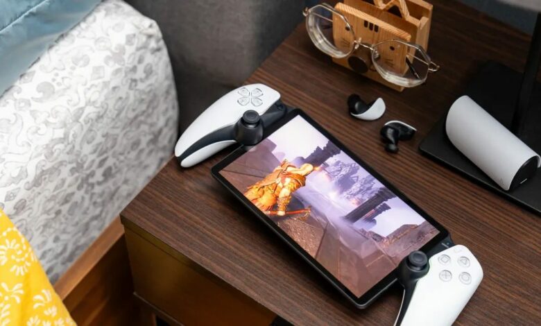 جهازان جديدان من بلايستيشن يعيدان احتمال نسخة بورتال بشاشة OLED
