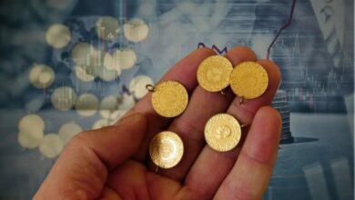 الذهب يتراجع قبل قرار الفيدرالي رغم توقعات بارتفاع الأونصة إلى 5100 دولار