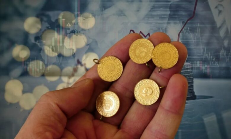 الذهب يتراجع قبل قرار الفيدرالي رغم توقعات بارتفاع الأونصة إلى 5100 دولار