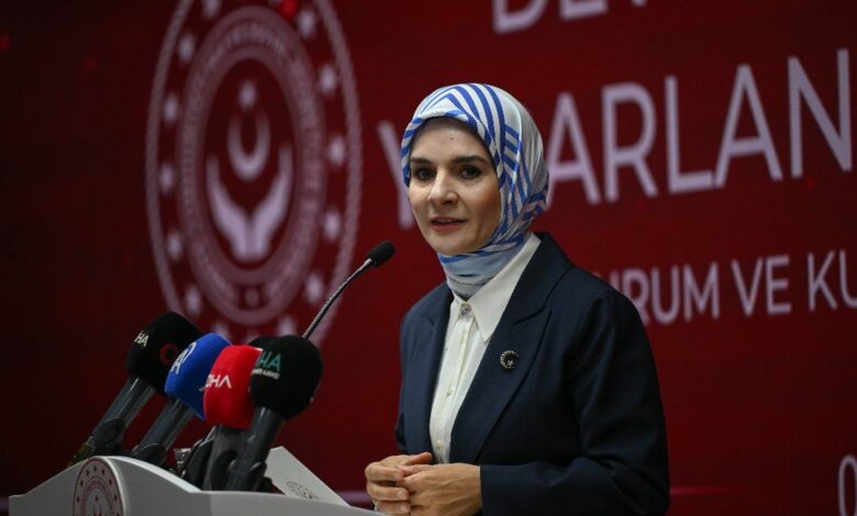 وزيرة الأسرة التركية تتحدى اتهامات «ملف الصناديق»: أثبتوها وسأستقيل