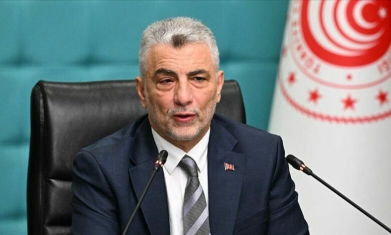 وزير التجارة التركي يتقدم بشكوى ضد صحفيين.. أين ظهرت مدخرات أسرته البالغة 37.8 مليون ليرة؟