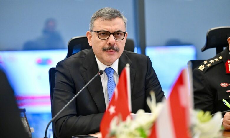 تركيا تطالب اليونان بحسم ملفات 60 موقوفًا.. بينهم مطلوبون بالنشرة الحمراء