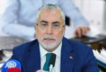 وزير العمل التركي يفتح باب تحديث نظام موظفي الدولة.. ما دور النقابات؟