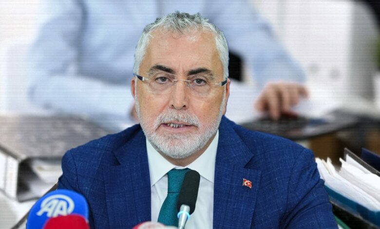 وزير العمل التركي يفتح باب تحديث نظام موظفي الدولة.. ما دور النقابات؟