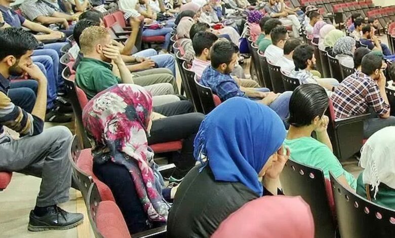 سوريا تقصر تخصصات جامعية على الطلاب الذكور.. والقيود تشمل النفط والإعلام
