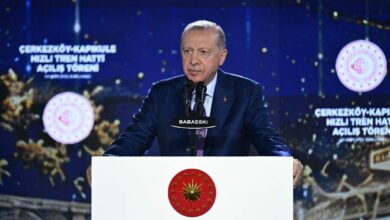 أردوغان يعلن تقليص رحلة القطار من إسطنبول إلى حدود أوروبا إلى 90 دقيقة ويهاجم المعارضة