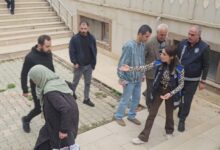 خلال حملة ضد التسول في إيلازيغ، شكا شخص ألم الظهر ثم أسرع مبتعدًا عند اقتياده