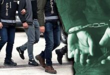 تسليم 378 ألف دولار نقدًا يقود الشرطة التركية إلى شبكة مراهنات واحتيال في إسطنبول