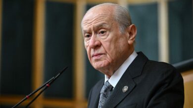 بهتشلي يرفض اتهام وزيرين قبل اكتمال التحقيق ويؤكد: لا تراجع عن مسار «تركيا بلا إرهاب»