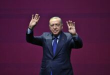 أردوغان يحذر من «الأوليغارشيين التقنيين» ويدعو جمعية نشر العلوم إلى توسيع دورها