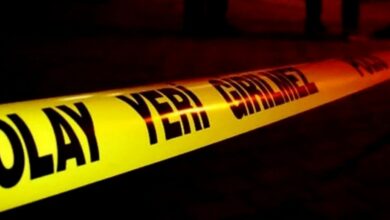 غياب إمام تركي عن صلاة العصر يكشف وفاته إثر سقوطه أثناء قطع شجرة في مقبرة بمرسين