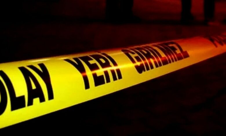 غياب إمام تركي عن صلاة العصر يكشف وفاته إثر سقوطه أثناء قطع شجرة في مقبرة بمرسين