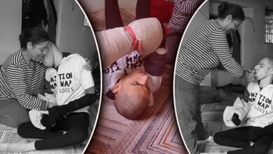 أم في هاتاي ترعى ابنها ذي الإعاقة وحدها منذ 33 عاماً: «يحتاج إلى ثلاث نساء»