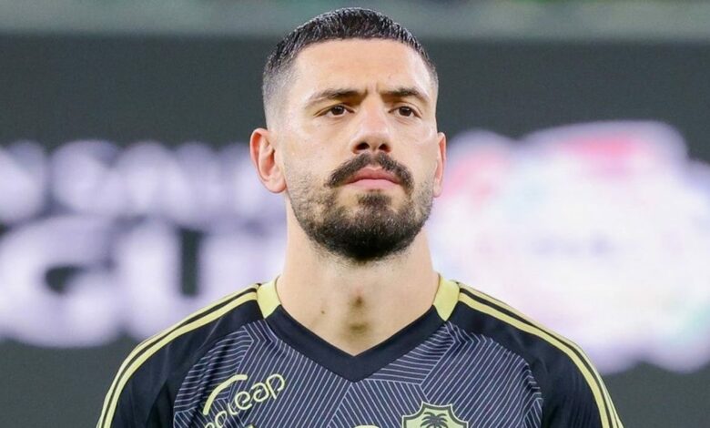 هجوم مطار الرياض يدفع لاعب الأهلي التركي لكسر صمته: «هذه بلادي الثانية»