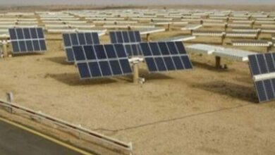 ملايين الألواح الشمسية في الصحراء الكبرى قد تغيّر المطر دون أن تضيف ماءً جديدًا