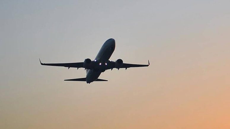 إسرائيل تمنع هبوط طائرة شحن بسبب طيار إندونيسي.. وقائمة الطاقم وصلت بعد الإقلاع