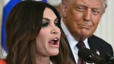 البيت الأبيض يطلب استقالة سفيرته لدى اليونان بعد اتهامات بطلب أموال مقابل الوصول إلى مسؤولين