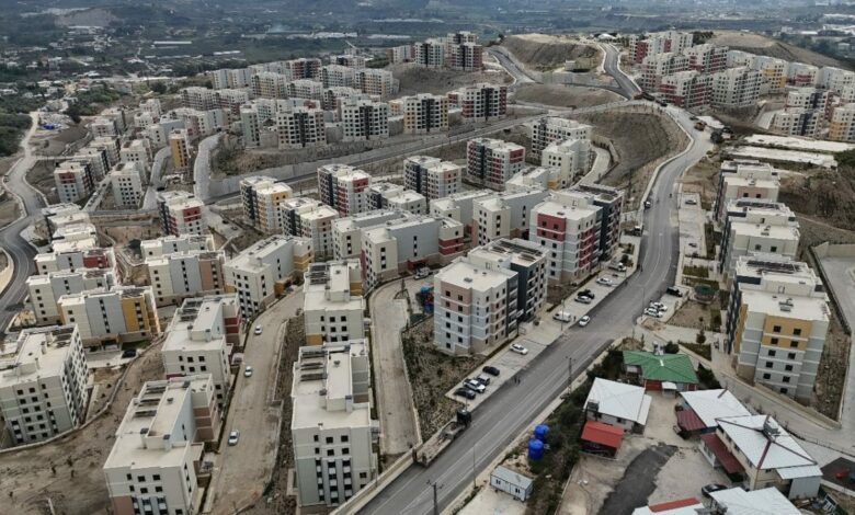 إيجارات مساكن الزلزال في هاتاي تصعد إلى 20 ألف ليرة.. والوسطاء يتوقعون تراجعها