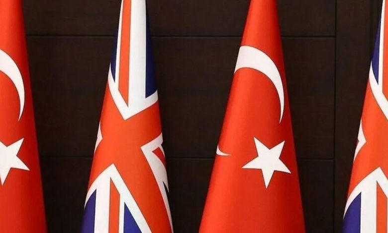 تركيا وبريطانيا توسعان التعاون الأمني.. لماذا لا تكفي إدارة الحدود وحدها لمواجهة الهجرة غير النظامية؟