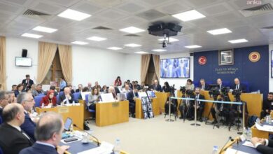 وزير المالية التركي يأذن بالتحقيق مع رئيس سابق لهيئة الأسواق.. ومشروع الصناديق يجتاز لجنة برلمانية