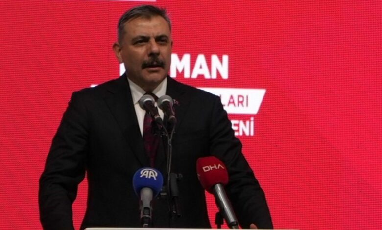 وزير الداخلية التركي يفتتح مشروعات في باتمان.. مركز مجاني لـ206 منظمات وأكاديمية استفاد منها 22 ألف مواطن