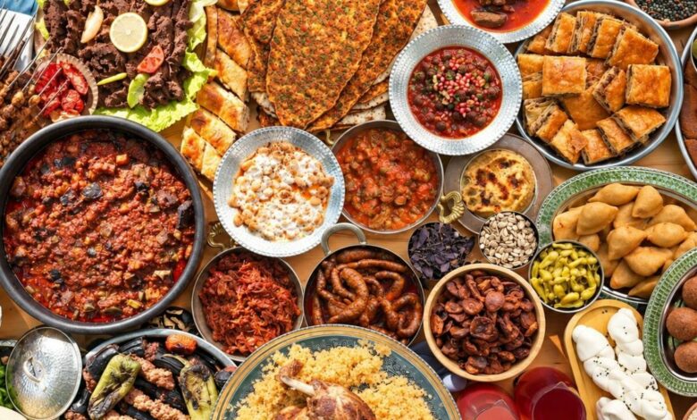 السماق يقود الزوار إلى مطبخ ديار بكر التركية خارج الكبدة والكنافة عبر 48 وجهة