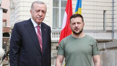سفينة لأوكرانيا وأخرى لروسيا.. مقترح من تركيا ومصر والهند لتأمين شحنات الحبوب يواجه رفض موسكو