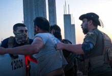سوريا.. محاكم العدالة الانتقالية في حماة تبدأ إحالة متهمي النظام السابق إلى محكمة مركزية بدمشق