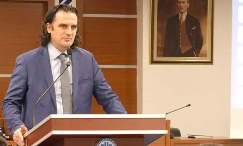 أردوغان يعيّن نائبًا جديدًا لوزير الخزانة والمالية.. وحزمة تغييرات تعفي رئيسَي هيئتين